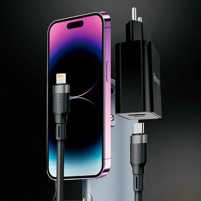 HREBOS Premium Carregador de Parede Power Turbo 1 entrada USB-C e 1 entrada USB-A Saídas Tipo-C e Lightning 20W/18W com Cabo - Preto